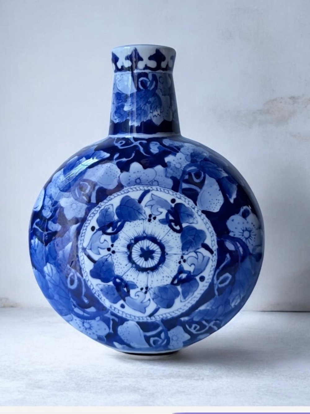 classic blue and white porcelain round vase intricate hand-painted